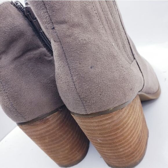Madden Girl Taupe Shaakerr Faux Suede Leather Ankle Boots Women's Size 6.5 - Picture 4 of 14